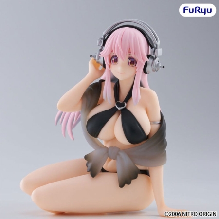 PRE-ORDER: Statuetă PVC Super Sonico Noodle Stopper – Super Sonico (Versiunea în costum de baie negru), 10 cm