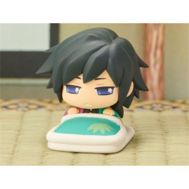 Demon Slayer: Cutie cu figurina Chibi - Mult succes