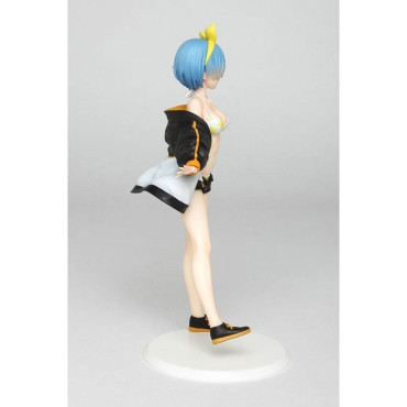 Re: Figurină de colecție Zero - Costum de baie Rem