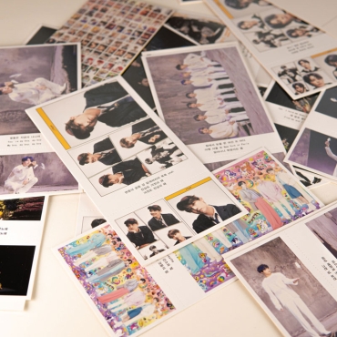 Set K-Pop Cărți și autocolante BTS