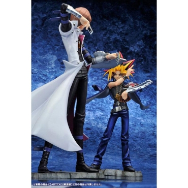 HOBBY COMBO: Yu-Gi-Oh! ARTFX Statue 1/7 Seto Kaiba 28 cm + Yu-Gi-Oh! ARTFX J Statue 1/7 Yami Yugi 24 cm