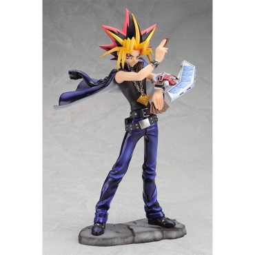 HOBBY COMBO: Yu-Gi-Oh! ARTFX Statue 1/7 Seto Kaiba 28 cm + Yu-Gi-Oh! ARTFX J Statue 1/7 Yami Yugi 24 cm