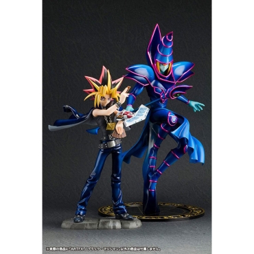 Yu-Gi-Oh! ARTFX J Statue 1/7 Dark Magician 30 cm