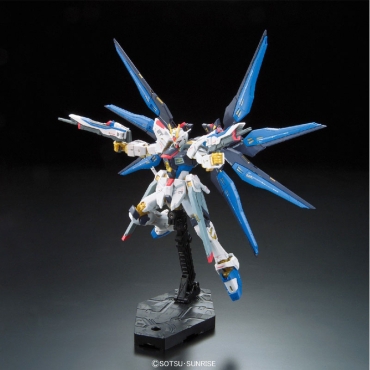 (RG) Gundam Model Kit - ZGMF-X20A Strike Freedom Gundam 1/144