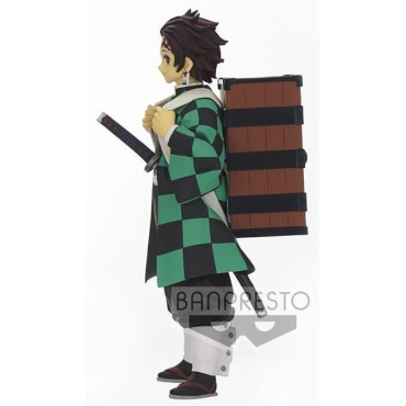 Demon Slayer: Kimetsu No Yaiba - Vol.18 - Tanjiro Kamado 15 cm