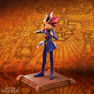 YU-GI-OH! Yami Yugi Figure 17cm
