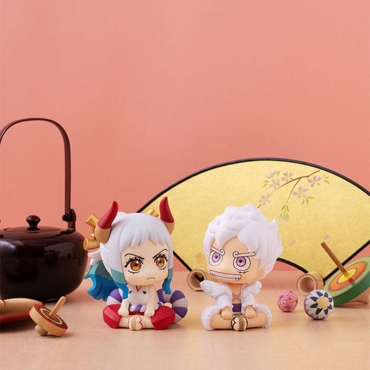 One Piece Look Up PVC Statue - Yamato 11 cm