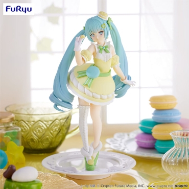 Hatsune Miku Exceed Creative PVC Statue - SweetSweets Series Macaroon Citron Color Ver. 22 cm