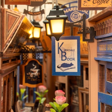 Model finalizat cu LED-uri aprinse