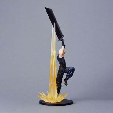 Final Fantasy VII Rebirth PVC Figure - Cloud Strife 30 cm