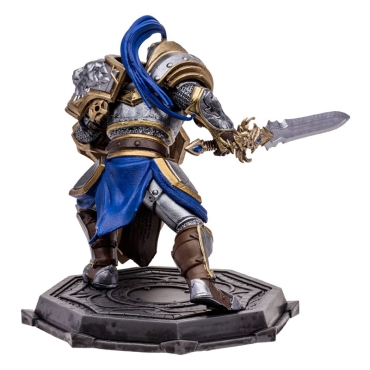 PRE-ORDER: World of Warcraft Action Figure - Human: Paladin / Warrior 15 cm