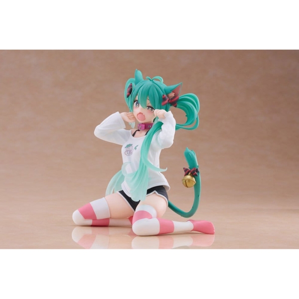 PRE-ORDER: Hatsune Miku PVC Statue Desktop Cute Figure - Hatsune Miku Cat Ear T-Shirt Ver. 13 cm