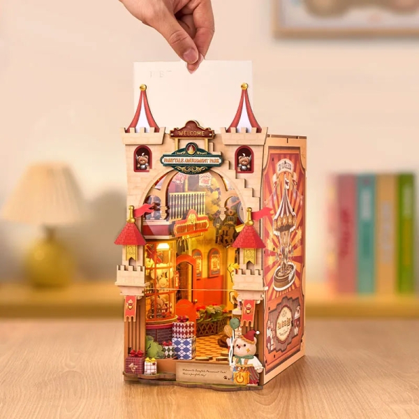 Robotime DIY kit de model - Fairytale Amusement Park