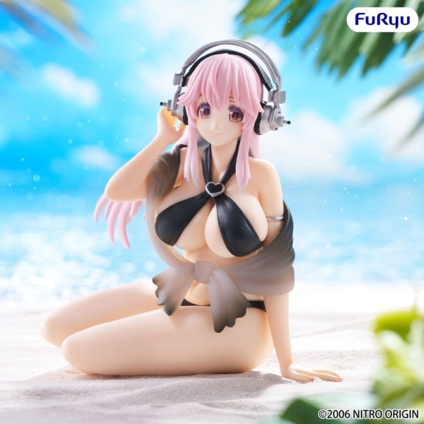 PRE-ORDER: Statuetă PVC Super Sonico Noodle Stopper – Super Sonico (Versiunea în costum de baie negru), 10 cm