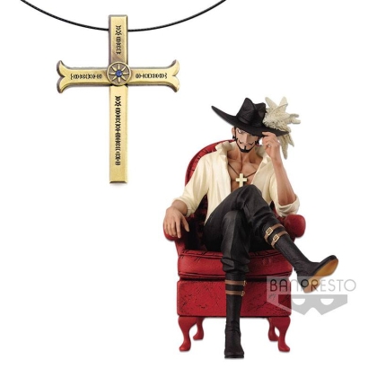 HOBBY COMBO: One Piece Колекционерска Фигурка Creator X Creator - Dracule Mihawk + One Piece Висулка - Mihawk