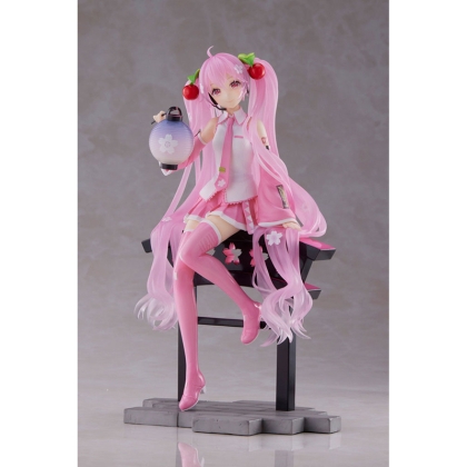 PRE-ORDER: Sakura Miku AMP+ PVC Statue - Sakura Lantern Ver. 20 cm