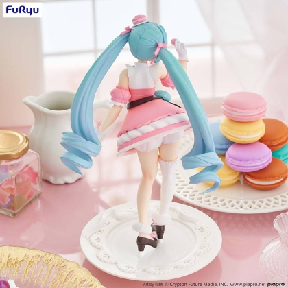 Hatsune Miku Exceed Creative PVC Statue - Hatsune Miku Sweet Sweets Series Macaroon 21 cm