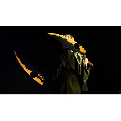 Demon Slayer: Kimetsu no Yaiba Proplica Replicas 1/1 ABS Plastic - Nichirin Swords (Tengen Uzui) 110 cm