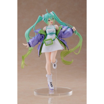 Hatsune Miku PVC Statue -  Fashion Figure Sporty 18 cm