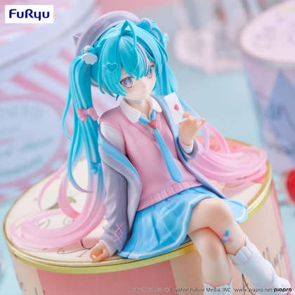 PRE-ORDER: Hatsune Miku Noodle Stopper PVC Statue - Love Blazer 13 cm