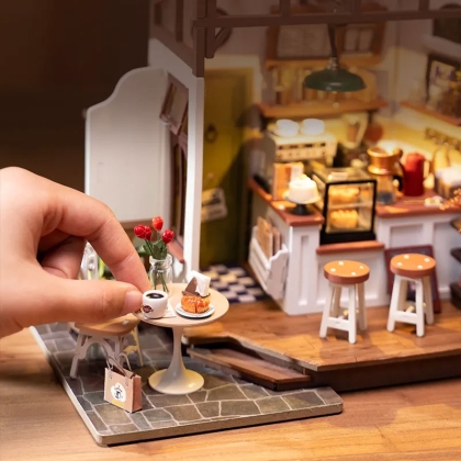 Robotime DIY Model Kit - No.17 Café