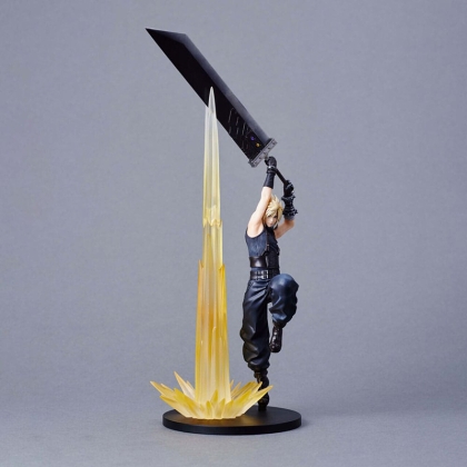Final Fantasy VII Rebirth PVC Figure - Cloud Strife 30 cm