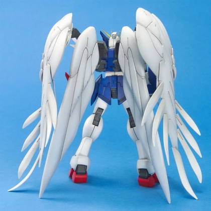 (MG) Gundam Model Kit - W Gundam Zero Custom 1/100