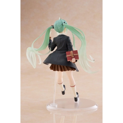 Statuie Hatsune Miku din PVC Hatsune Miku, versiunea Fashion Preppy, 18 cm