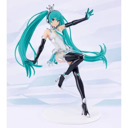 PRE-ORDER: Hatsune Miku GT Project Reincarnation Model Kit - Racing Miku: 2013 ver
