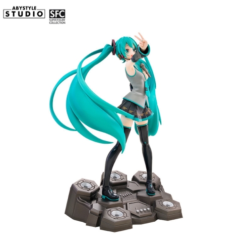 Hatsune Miku PVC Figure - Hatsune Miku 18 cm