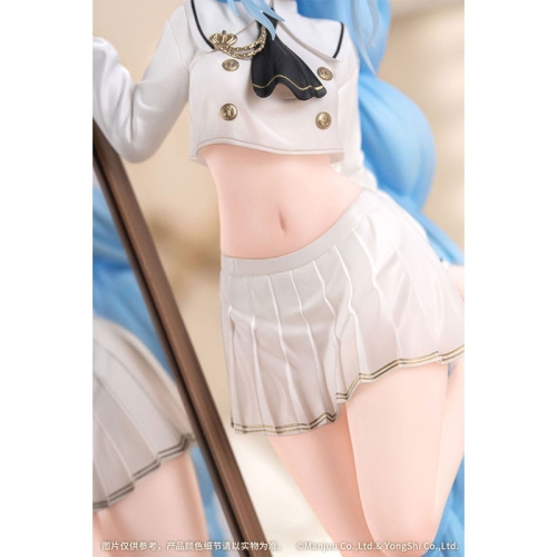 Azur Lane PVC Statue 1/8 Janus Fear of Changing Clothes 20 cm
