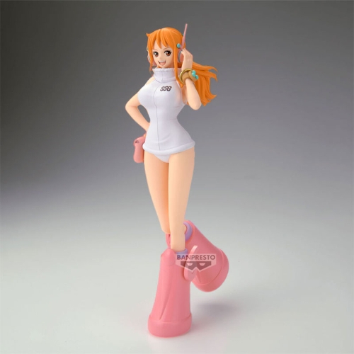 Figurină One Piece Nami în stilul Egghead Glitter & Glamours 23cm
