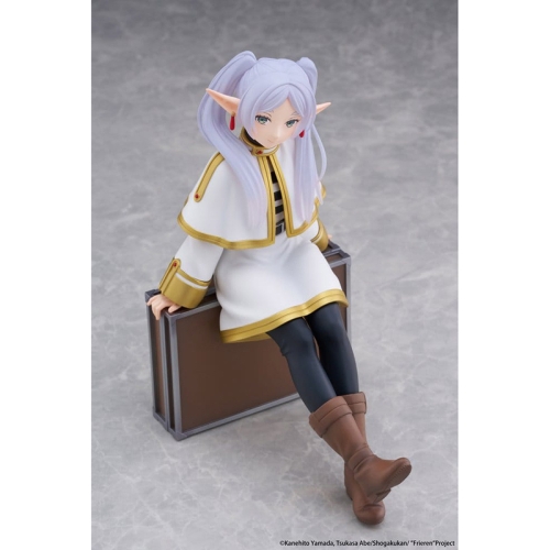 PRE-ORDER: Frieren: Beyond Journey's End PVC Figure Desktop - Cute Frieren (Trunk Case Ver.) Reissue 13 cm