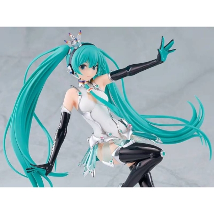 Hatsune Miku GT Project Reincarnation Model Kit - Racing Miku: 2013 ver