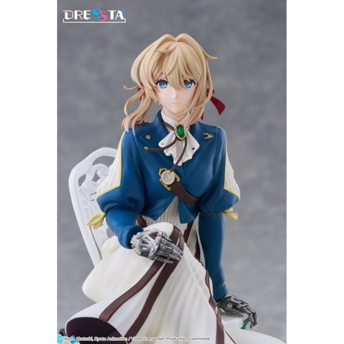 PRE-ORDER: PRE-ORDER: Violet Evergarden Dressta PVC Figure - Violet Evergarden 17 cm