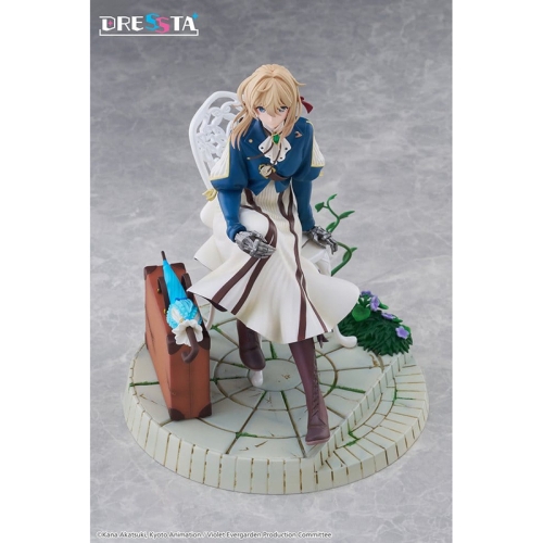 PRE-ORDER: PRE-ORDER: Violet Evergarden Dressta PVC Figure - Violet Evergarden 17 cm