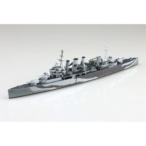 Kit de machete din plastic - Crucișătorul greu Kent al Marinei Regale 1/700