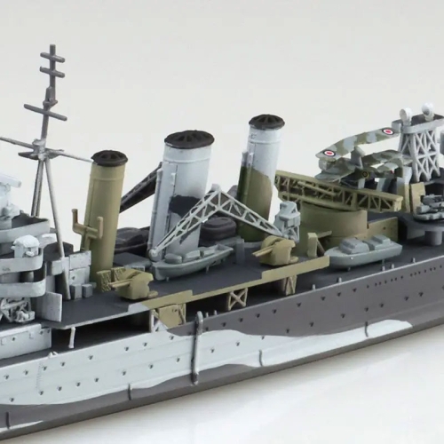 Kit de machete din plastic - Crucișătorul greu Kent al Marinei Regale 1/700