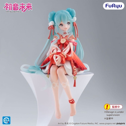 PRE-ORDER: Statuetă PVC Hatsune Miku Noodle Stopper – Versiunea Anul Nou Chinezesc 2026, 14 cm