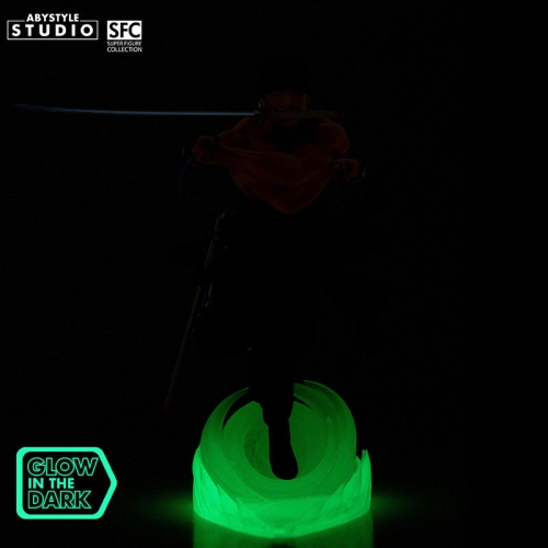 Figurină de colecție One Piece – Roronoa Zoro (fosforescentă)